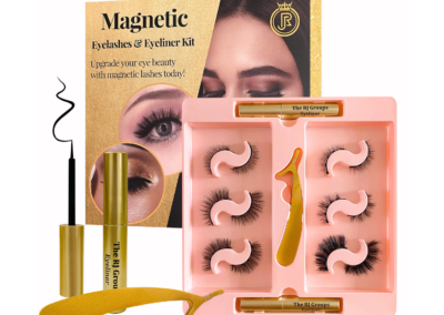 3/6 Pairs Magnetic Eyelashes & Eyeliner Kit Available in UAE